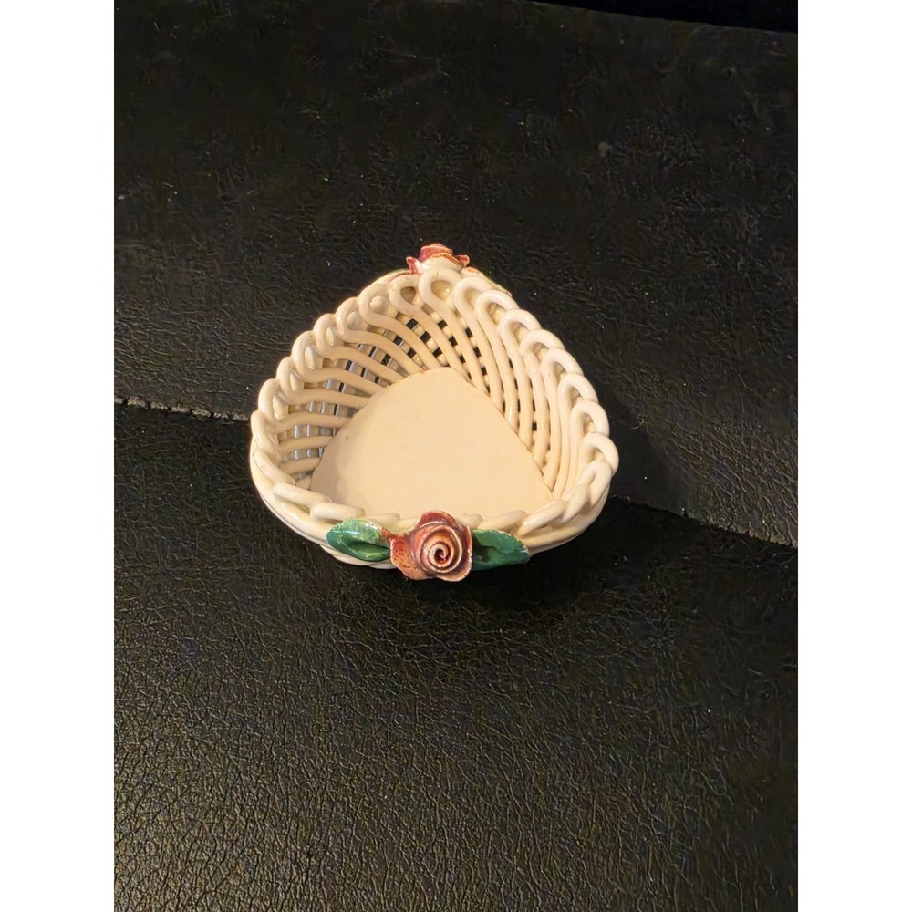Beautiful Vintage Ceramic Heart Shaped Lattice Rose Basket Made in Italy